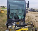Image #2 of 2008 Nilfilsk Advance RS-1300 Compact Outdoor Sweeper
