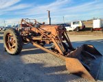 Image #1 of 1946 Farmall H Tractor Loader Rear Blade
